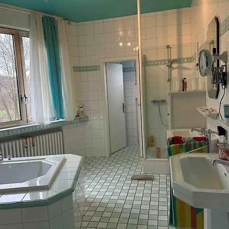 בית אירוח Villa Engelskirchen *