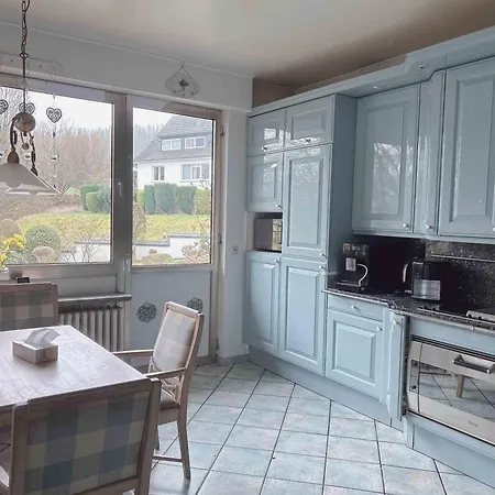 בית אירוח Villa Engelskirchen *