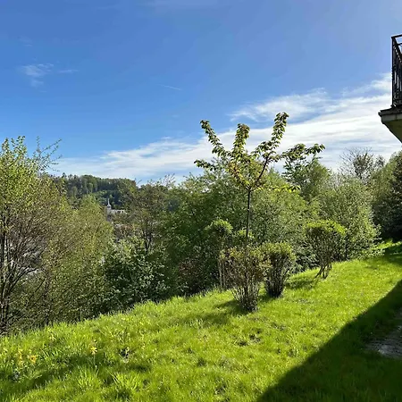 Villa Engelskirchen Habitación en casa particular