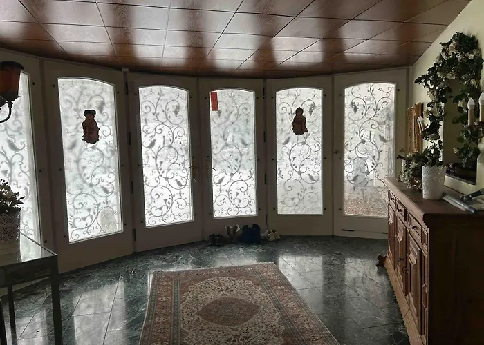 Villa Engelskirchen Pansiyon