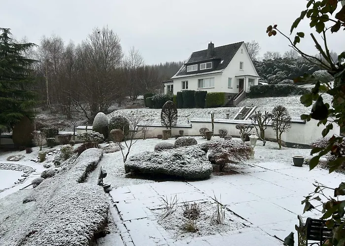 Villa Engelskirchen Pansiyon