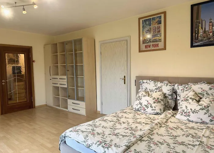 Villa Engelskirchen Pansiyon *